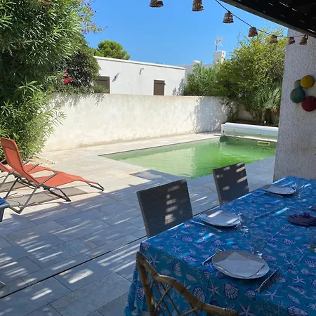 Villa Bord De *